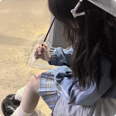 金发奇女
